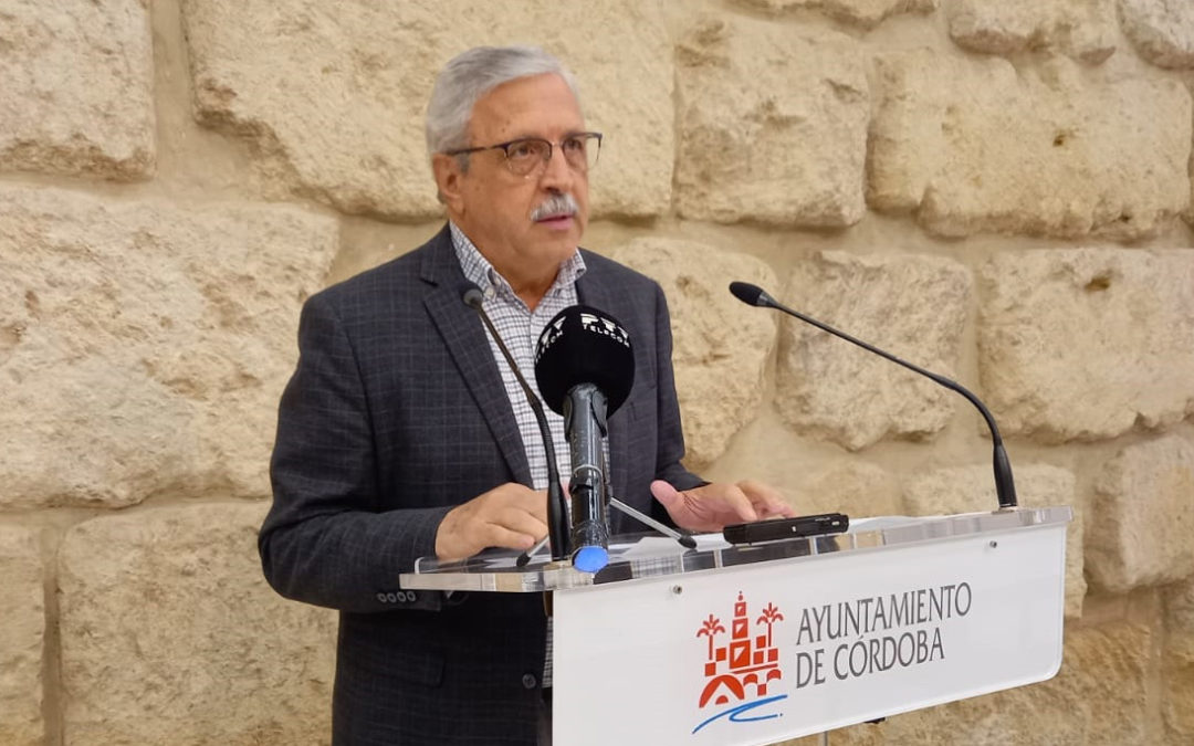 El PSOE denuncia la privatización de servicios por parte de Sadeco